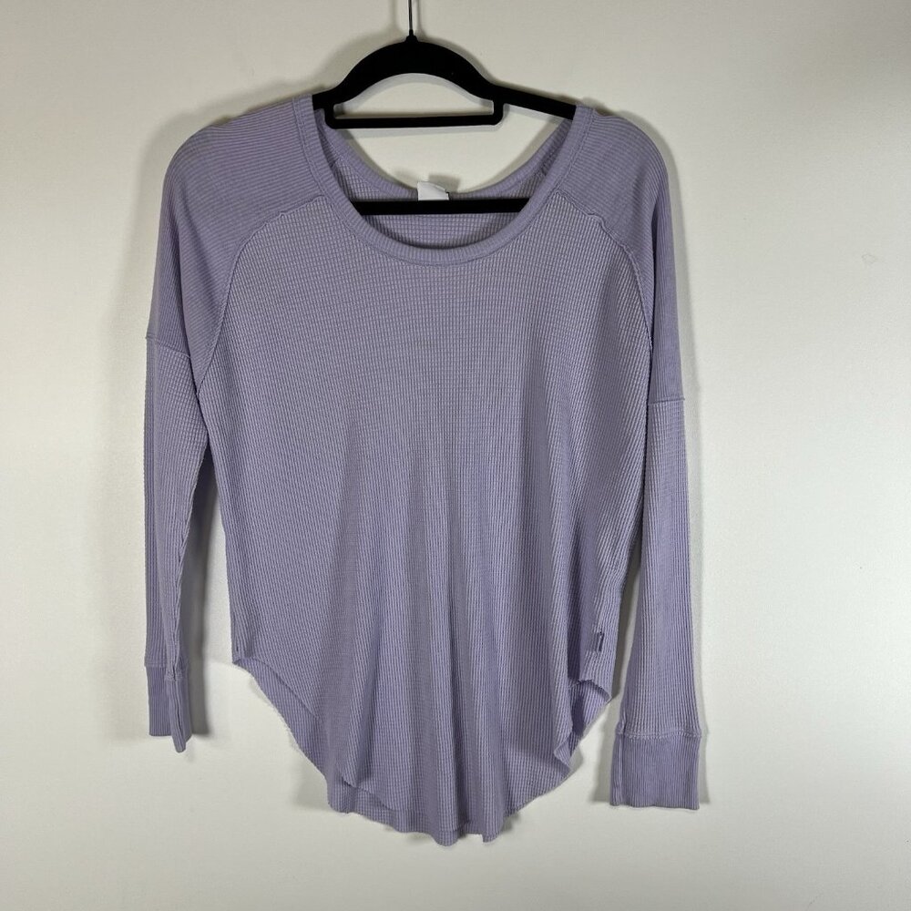 Aritzia TNA Size XXS Alder Thermal Waffle Knit Long Sleeve Lilac Purple Casual